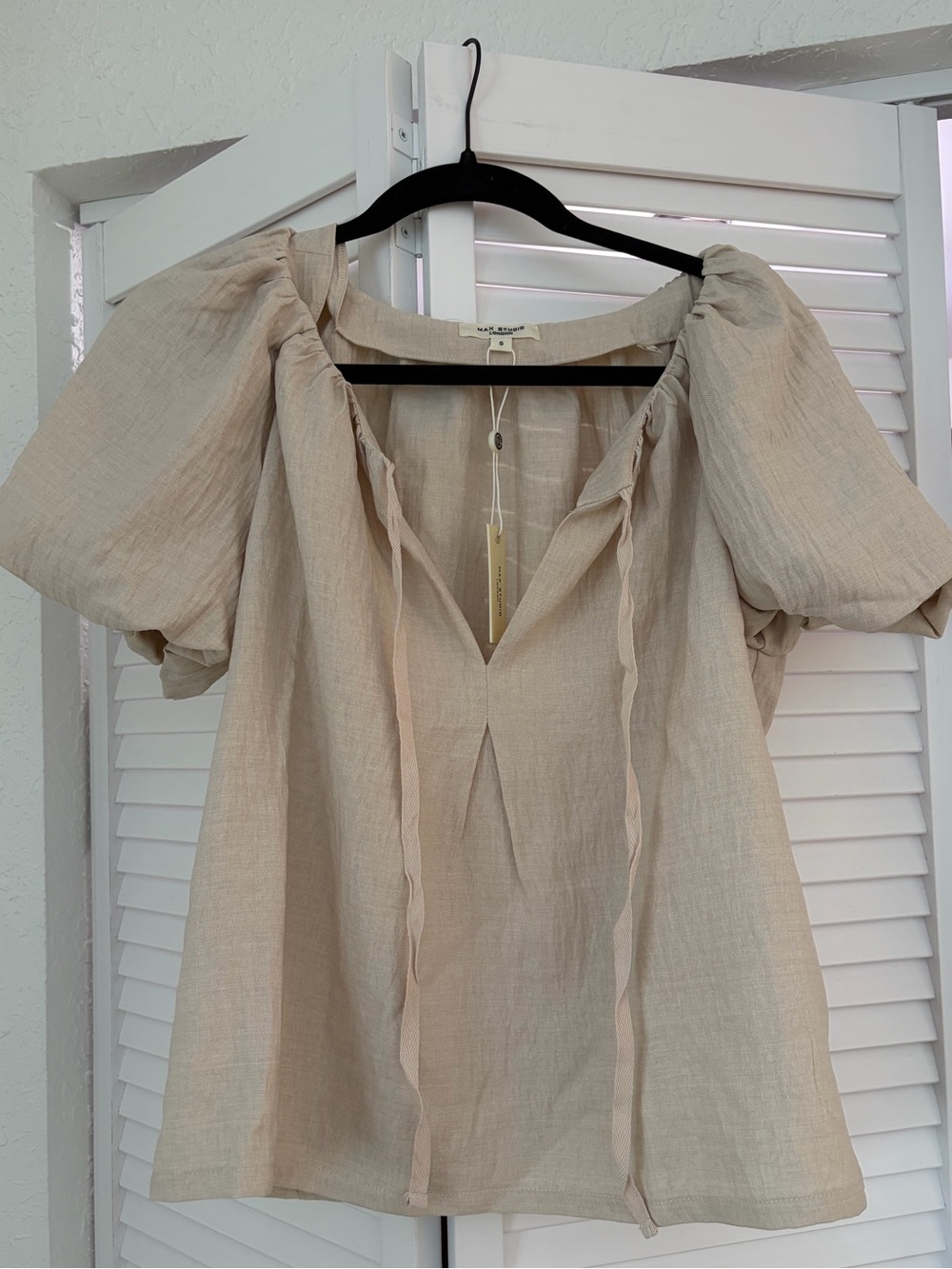 Max Studio Beige Puff-Sleeve Tie-Neck Linen Blend Top